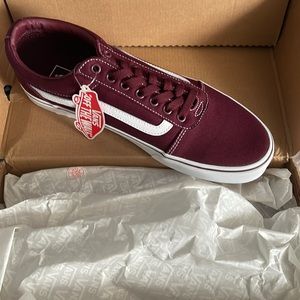 Vans shoes new in box men’s 11